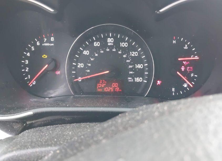 Photo 7 of 2015 Kia Sorento LX (VIN 5XYKT3A64FG596253)