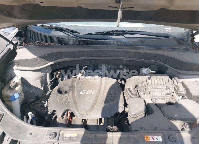 Photo 10 of 2015 Kia Sorento LX (VIN 5XYKT3A64FG657620)