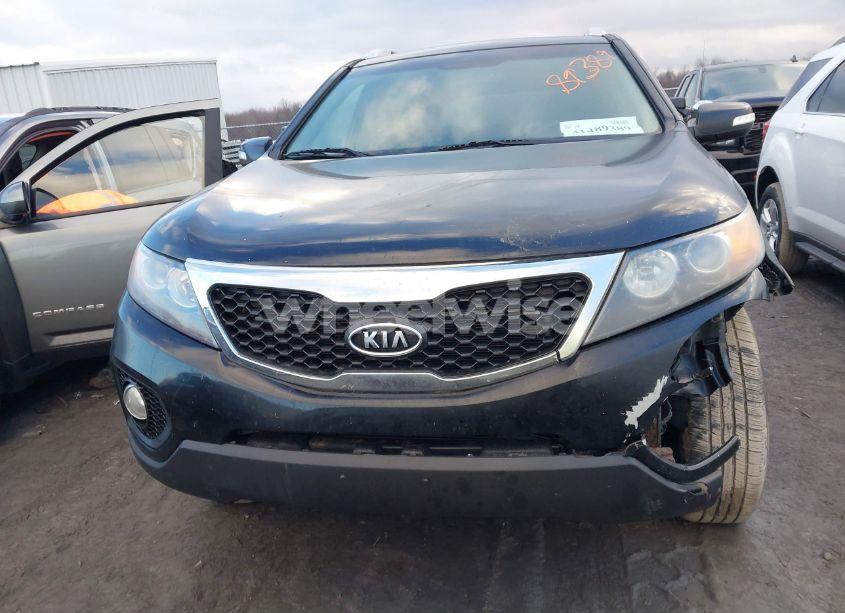 Photo 12 of 2012 Kia Sorento LX (VIN 5XYKT3A65CG187593)