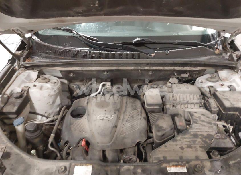 Photo 10 of 2012 Kia Sorento LX (VIN 5XYKT3A65CG235397)