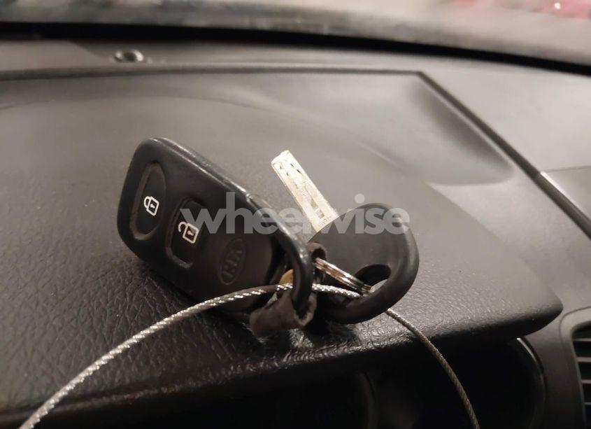 Photo 11 of 2012 Kia Sorento LX (VIN 5XYKT3A65CG242396)