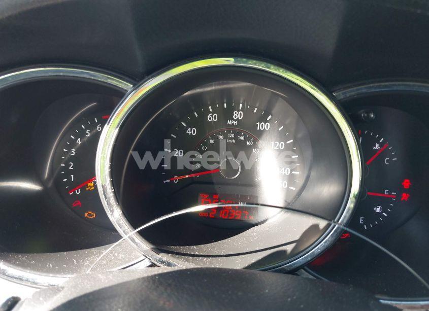 Photo 7 of 2012 Kia Sorento LX (VIN 5XYKT3A65CG303679)