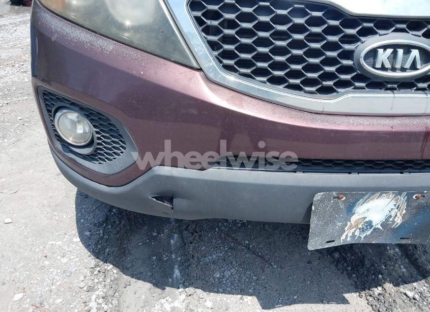 Photo 6 of 2012 Kia Sorento LX (VIN 5XYKT3A65CG304878)