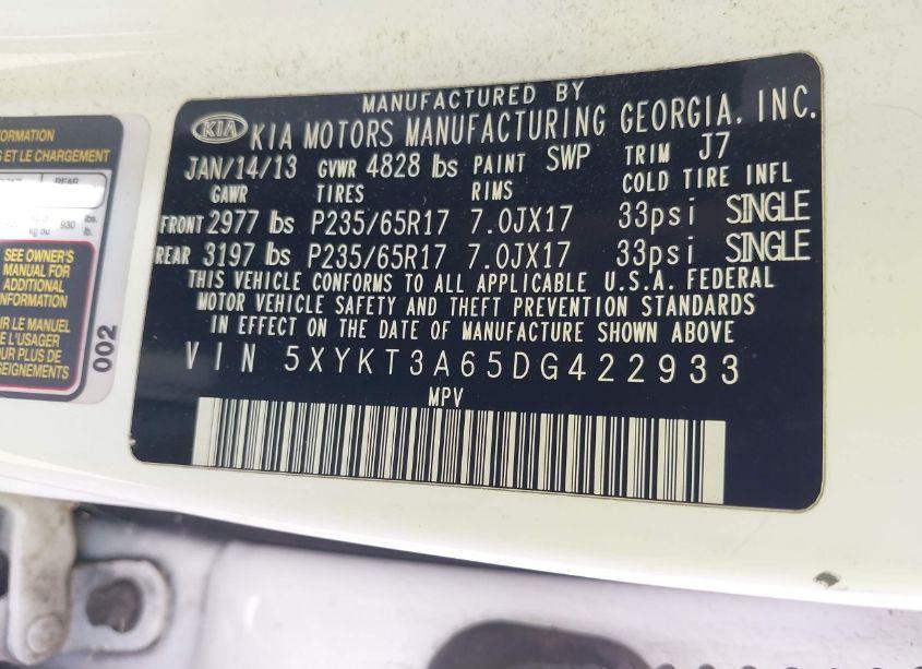 Photo 9 of 2013 Kia Sorento LX (VIN 5XYKT3A65DG422933)