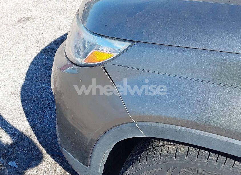 Photo 6 of 2014 Kia Sorento LX (VIN 5XYKT3A65EG425669)