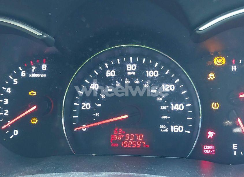 Photo 7 of 2014 Kia Sorento LX (VIN 5XYKT3A65EG425669)