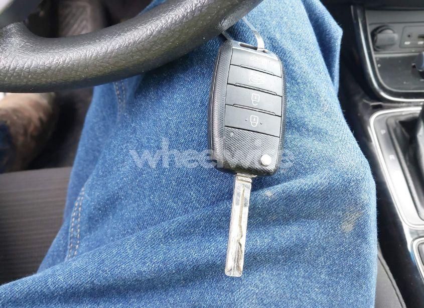 Photo 11 of 2014 Kia Sorento LX (VIN 5XYKT3A65EG426725)