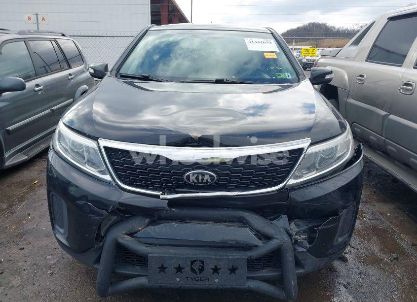 Photo 6 of 2014 Kia Sorento LX (VIN 5XYKT3A65EG426725)