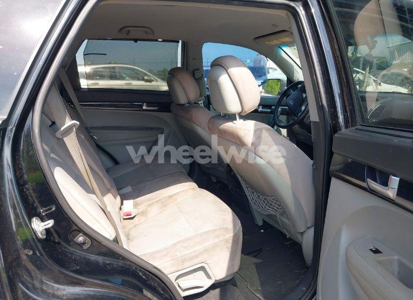 Photo 8 of 2014 Kia Sorento LX (VIN 5XYKT3A65EG445145)