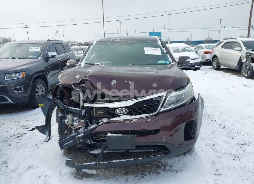 Photo 13 of 2014 Kia Sorento LX (VIN 5XYKT3A65EG456842)