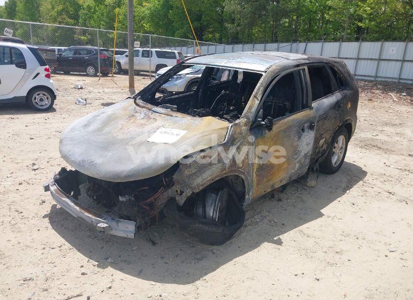 Photo 6 of 2014 Kia Sorento LX (VIN 5XYKT3A65EG486679)