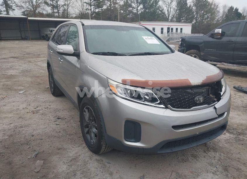 2014 Kia Sorento LX (VIN 5XYKT3A65EG544838) main photo