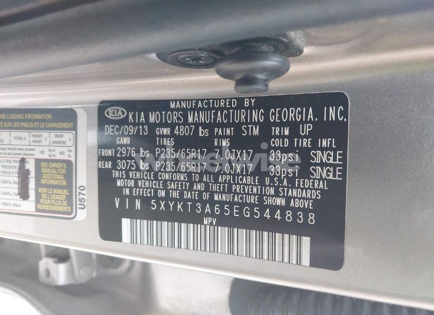 Photo 9 of 2014 Kia Sorento LX (VIN 5XYKT3A65EG544838)