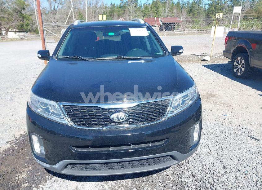 Photo 12 of 2015 Kia Sorento LX (VIN 5XYKT3A65FG551712)