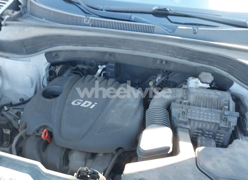 Photo 10 of 2015 Kia Sorento LX (VIN 5XYKT3A65FG564606)