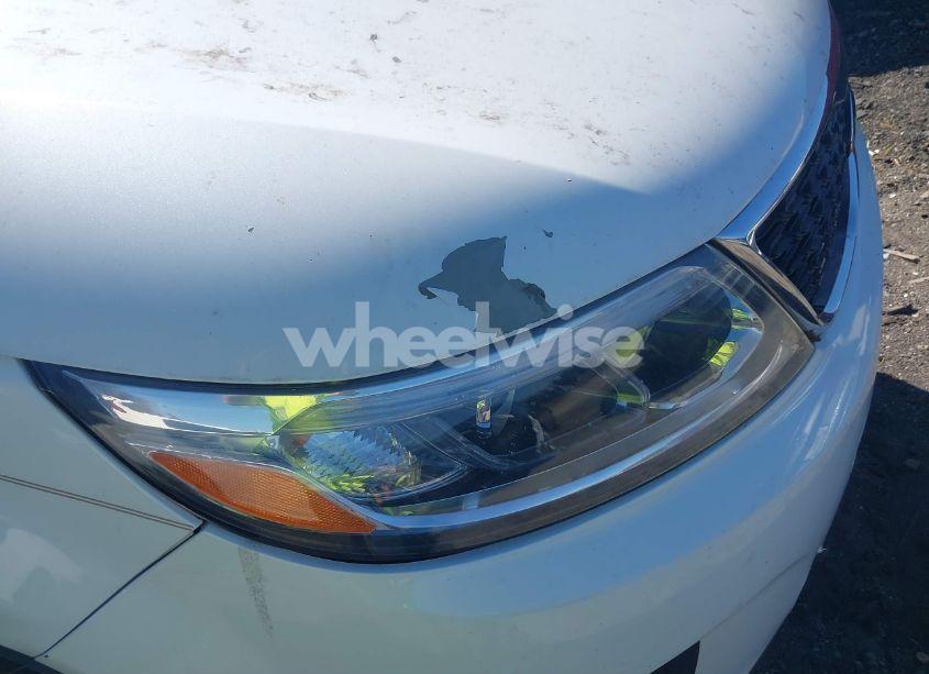 Photo 6 of 2015 Kia Sorento LX (VIN 5XYKT3A65FG597900)