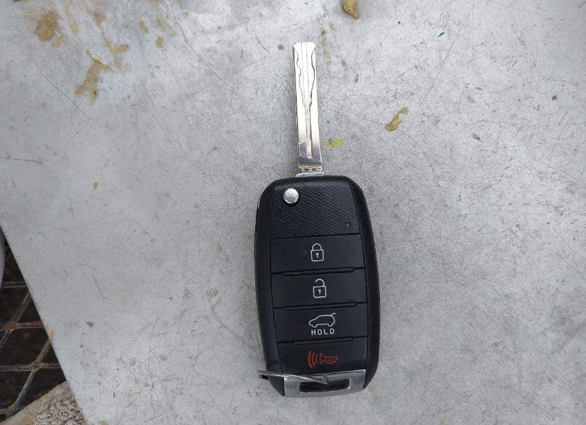 Photo 11 of 2015 Kia Sorento LX (VIN 5XYKT3A65FG618499)