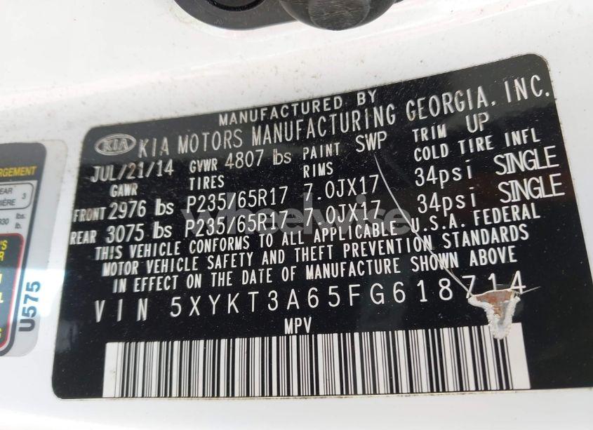 Photo 9 of 2015 Kia Sorento LX (VIN 5XYKT3A65FG618714)