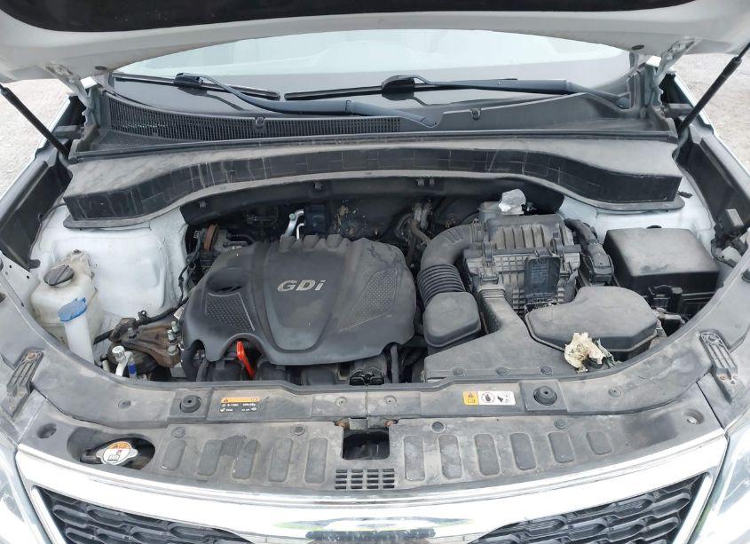 Photo 10 of 2015 Kia Sorento LX (VIN 5XYKT3A65FG630992)