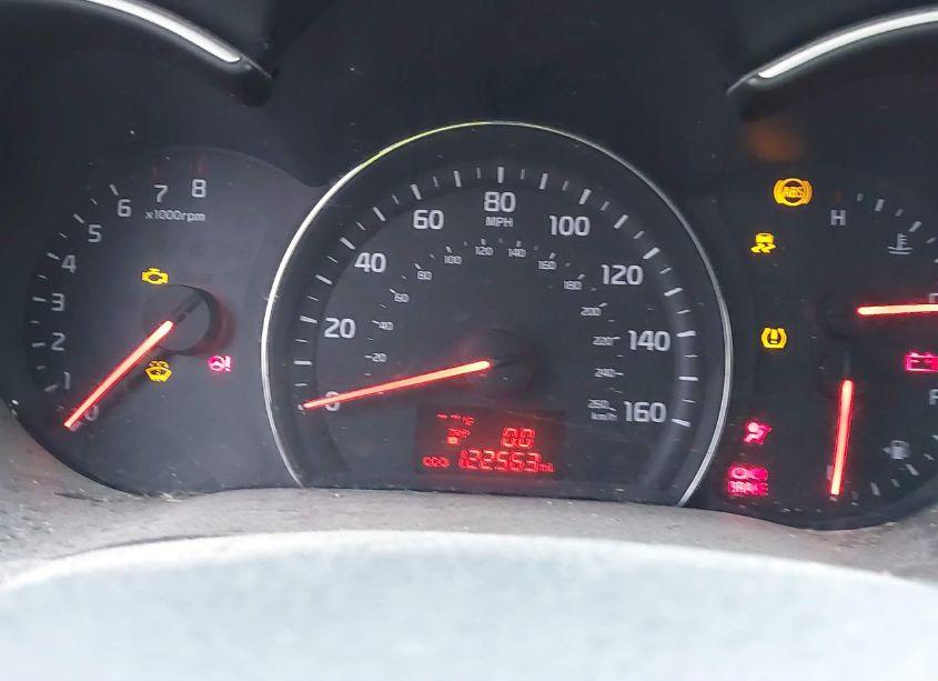 Photo 15 of 2015 Kia Sorento LX (VIN 5XYKT3A65FG630992)