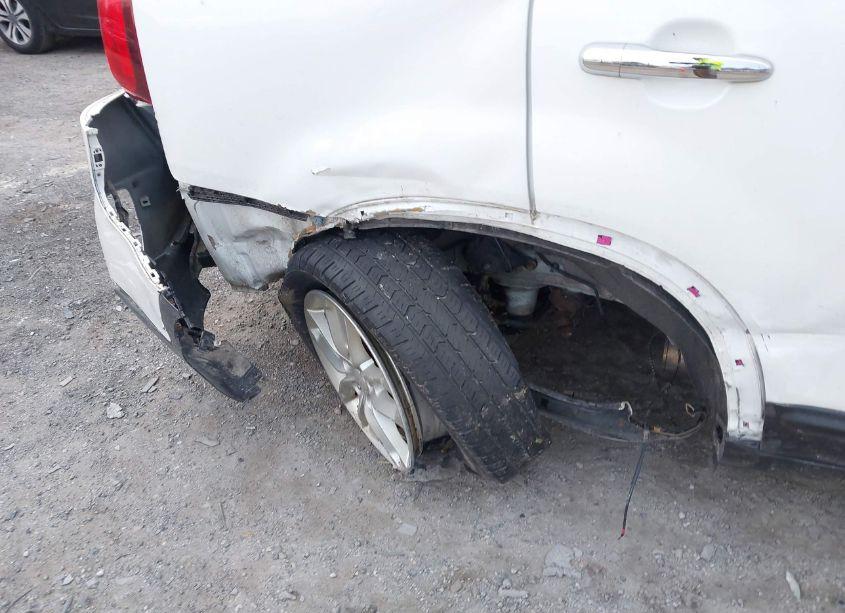 Photo 6 of 2015 Kia Sorento LX (VIN 5XYKT3A65FG630992)