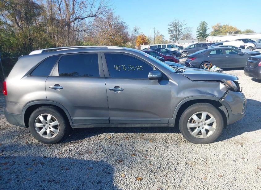 Photo 13 of 2012 Kia Sorento LX (VIN 5XYKT3A66CG214056)