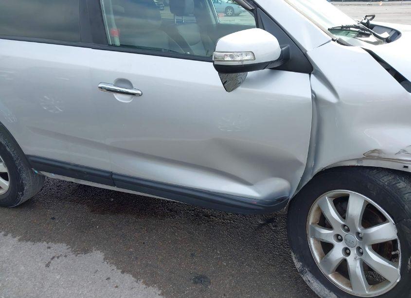 Photo 19 of 2012 Kia Sorento LX (VIN 5XYKT3A66CG250619)