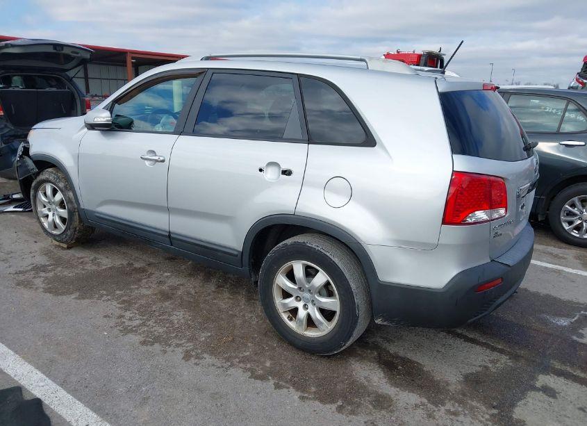 Photo 3 of 2012 Kia Sorento LX (VIN 5XYKT3A66CG250619)