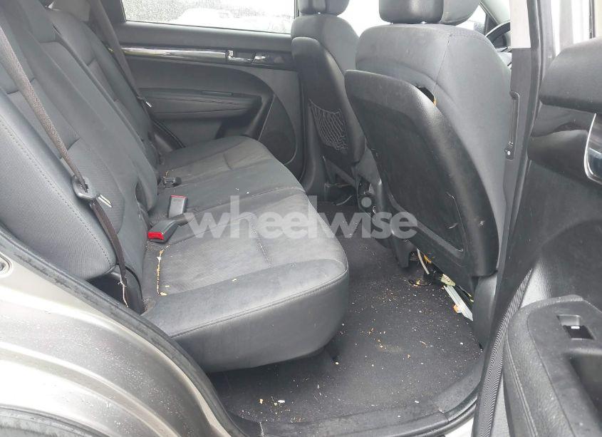 Photo 8 of 2012 Kia Sorento LX (VIN 5XYKT3A66CG251432)