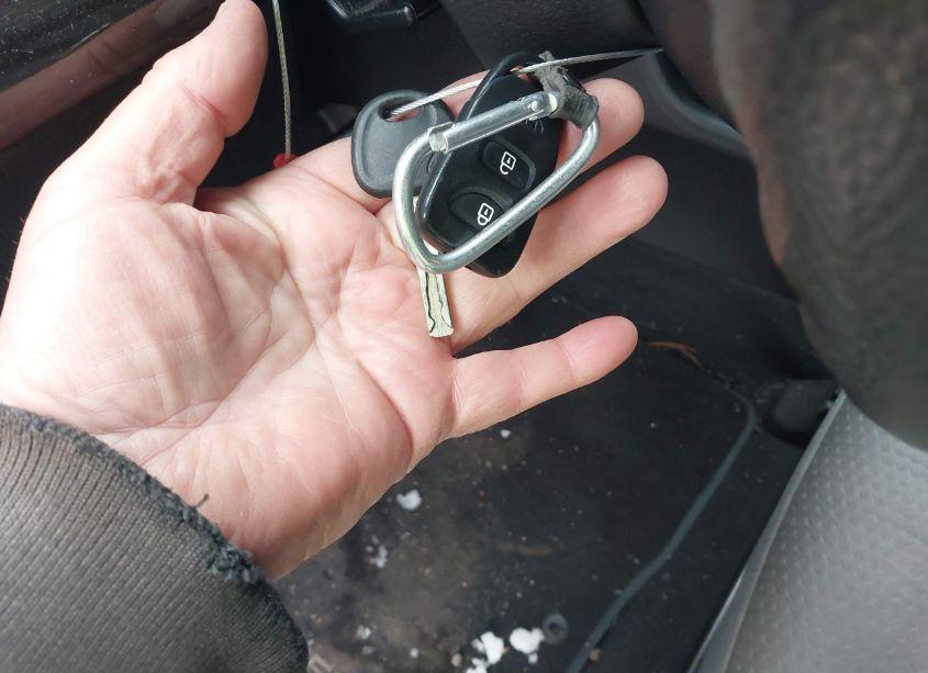 Photo 11 of 2012 Kia Sorento LX (VIN 5XYKT3A66CG281028)