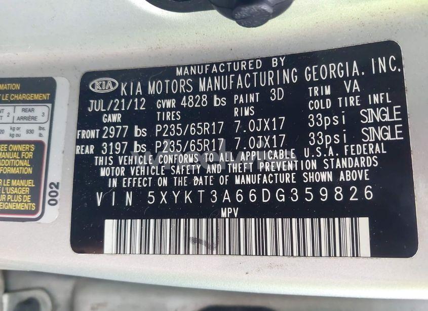 Photo 9 of 2013 Kia Sorento LX (VIN 5XYKT3A66DG359826)