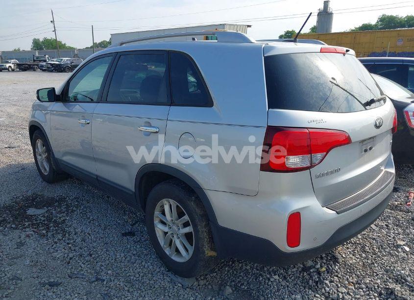 Photo 3 of 2014 Kia Sorento LX (VIN 5XYKT3A66EG550034)