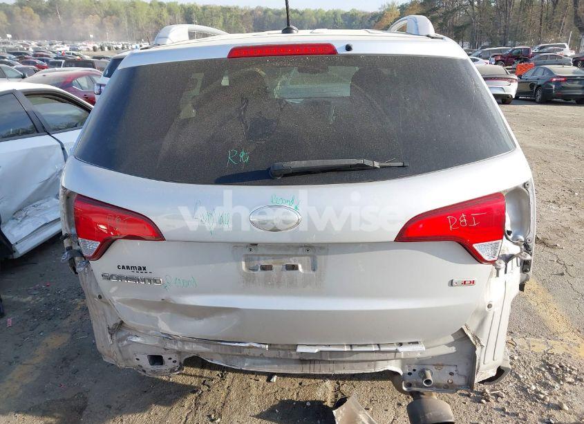 Photo 17 of 2015 Kia Sorento LX (VIN 5XYKT3A66FG557308)