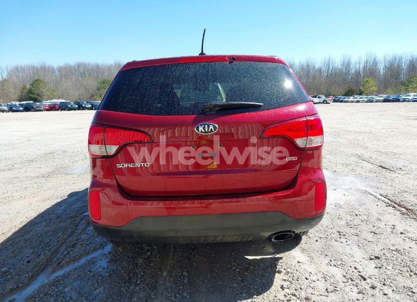 Photo 16 of 2015 Kia Sorento LX (VIN 5XYKT3A66FG577414)