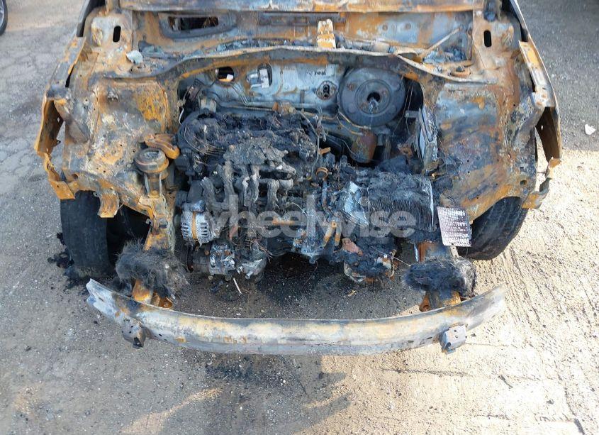 Photo 10 of 2015 Kia Sorento LX (VIN 5XYKT3A66FG619869)