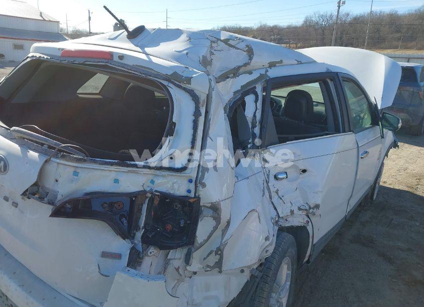 Photo 6 of 2015 Kia Sorento LX (VIN 5XYKT3A66FG626871)