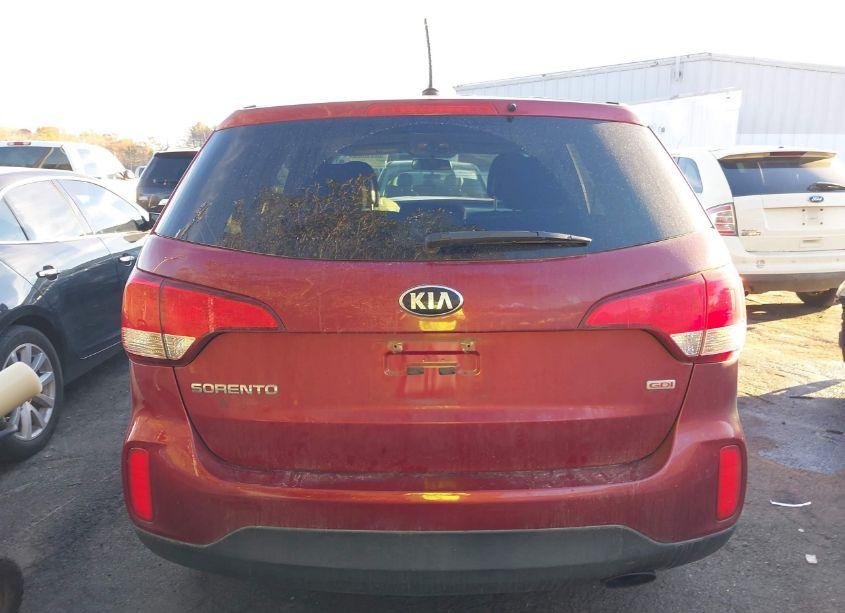Photo 16 of 2015 Kia Sorento LX (VIN 5XYKT3A66FG629740)