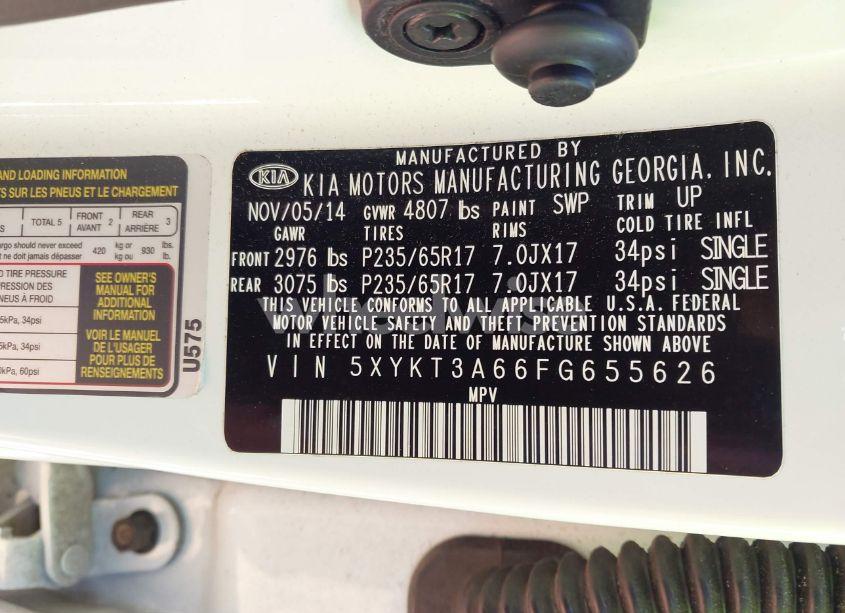 Photo 9 of 2015 Kia Sorento LX (VIN 5XYKT3A66FG655626)