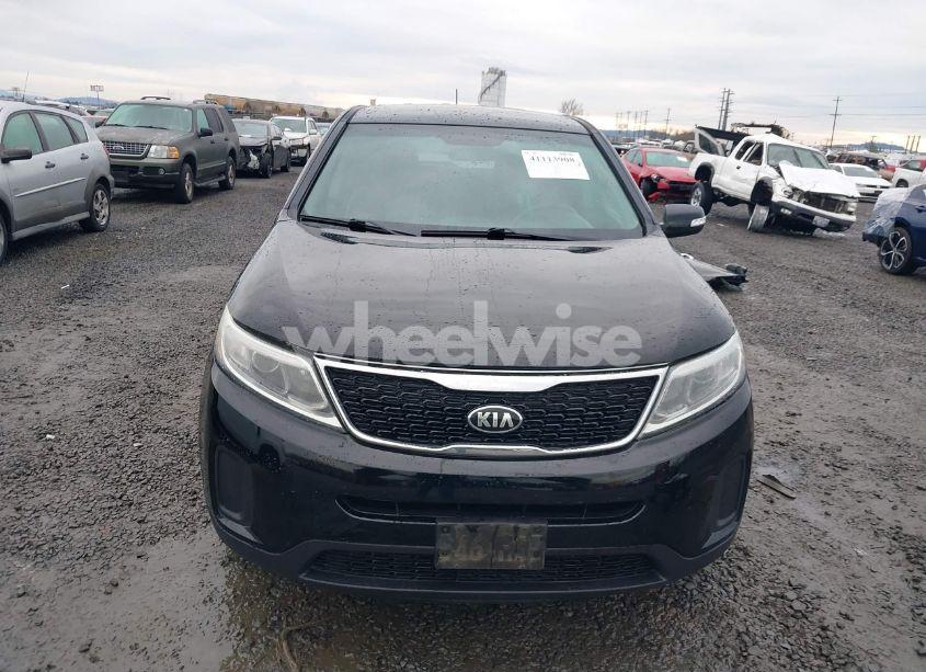 Photo 13 of 2015 Kia Sorento LX (VIN 5XYKT3A66FG661717)