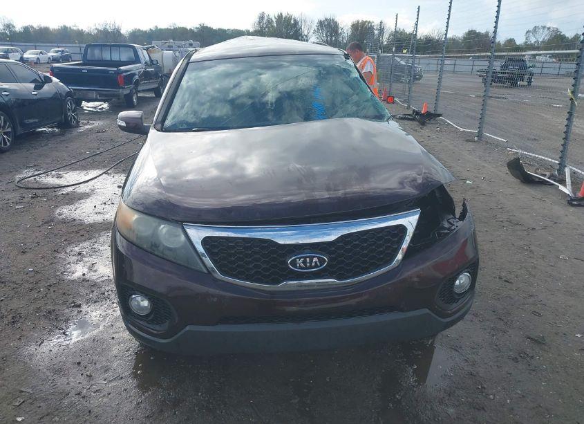 Photo 6 of 2012 Kia Sorento LX (VIN 5XYKT3A67CG188504)