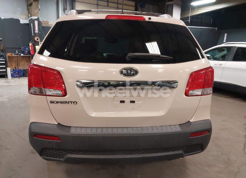 Photo 16 of 2012 Kia Sorento LX (VIN 5XYKT3A67CG228788)