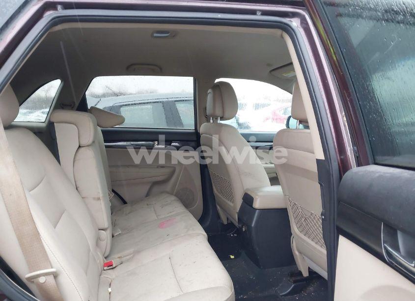 Photo 8 of 2012 Kia Sorento LX (VIN 5XYKT3A67CG247096)