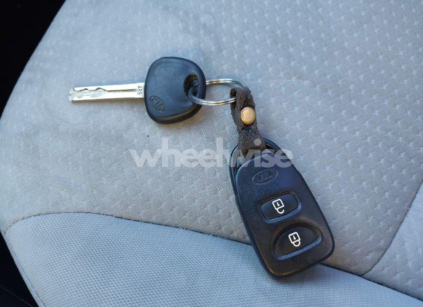 Photo 11 of 2012 Kia Sorento LX (VIN 5XYKT3A67CG260463)