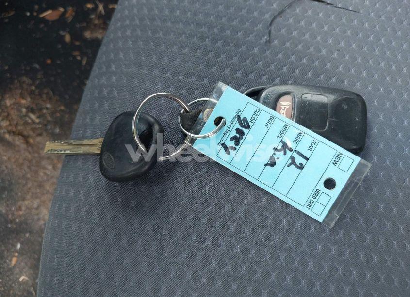 Photo 11 of 2013 Kia Sorento LX (VIN 5XYKT3A67DG337138)