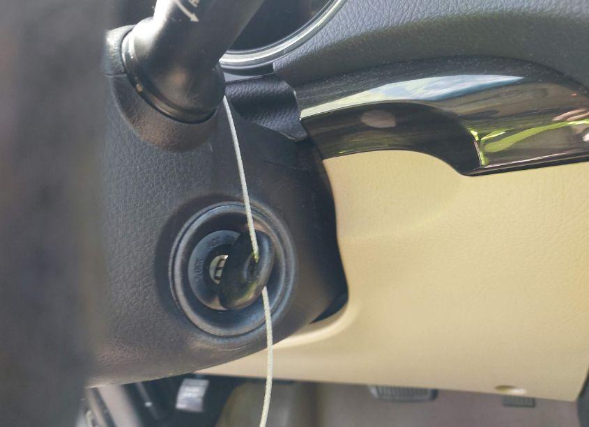 Photo 11 of 2013 Kia Sorento LX (VIN 5XYKT3A67DG412873)