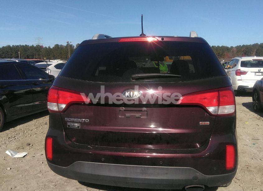 Photo 16 of 2014 Kia Sorento LX (VIN 5XYKT3A67EG510643)