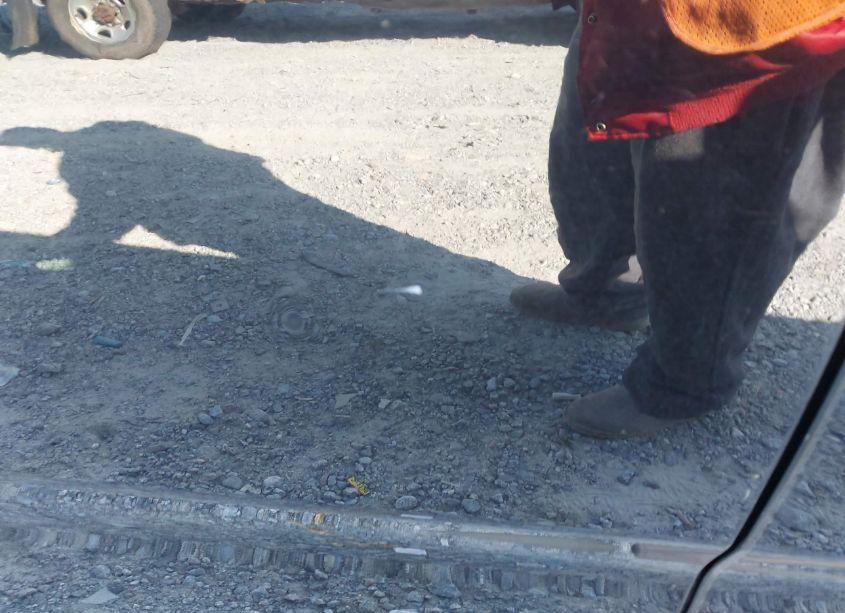 Photo 19 of 2015 Kia Sorento LX (VIN 5XYKT3A67FG563411)