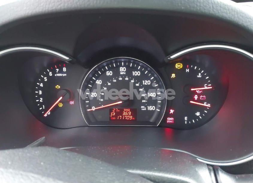 Photo 7 of 2015 Kia Sorento LX (VIN 5XYKT3A67FG581973)