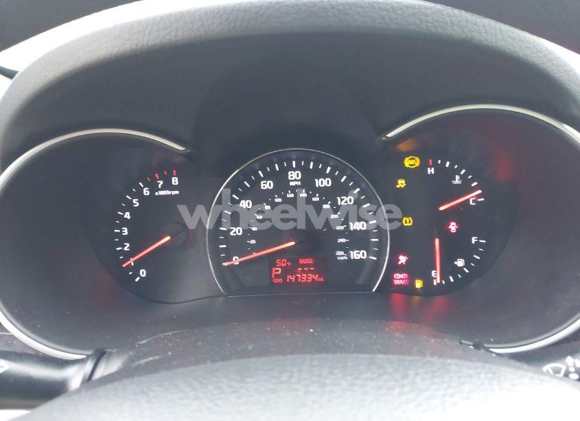 Photo 7 of 2015 Kia Sorento LX (VIN 5XYKT3A67FG598448)