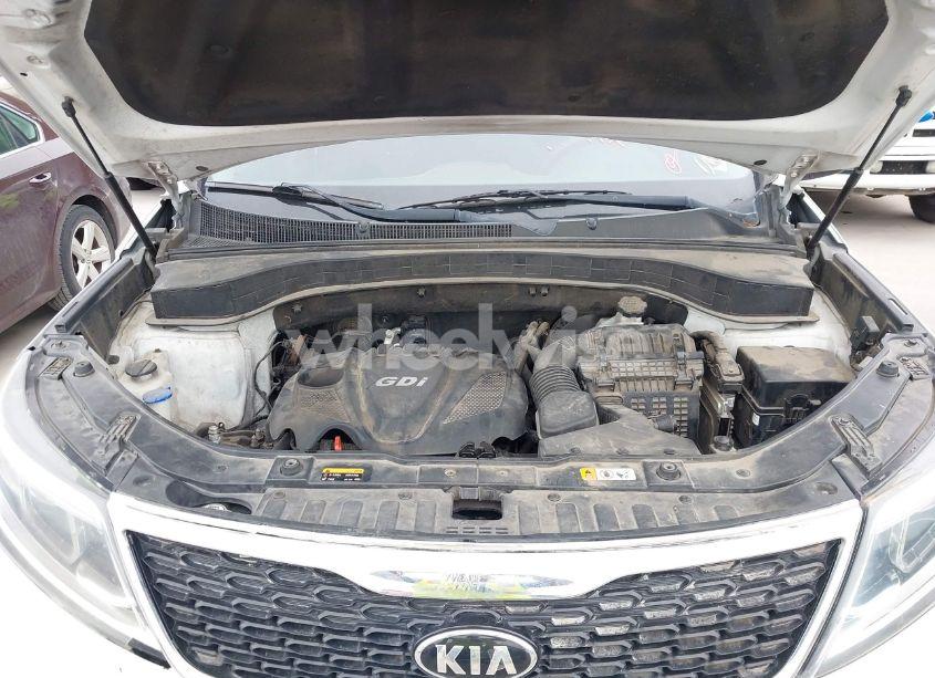 Photo 10 of 2015 Kia Sorento LX (VIN 5XYKT3A67FG626930)